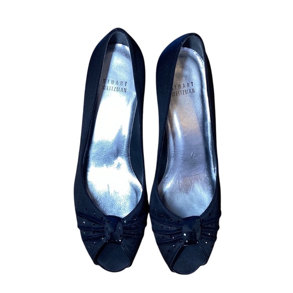 Stuart Weitzman Black Satin Leather Sole Shoes, Size 7, kitten heel - Picture 3 of 11